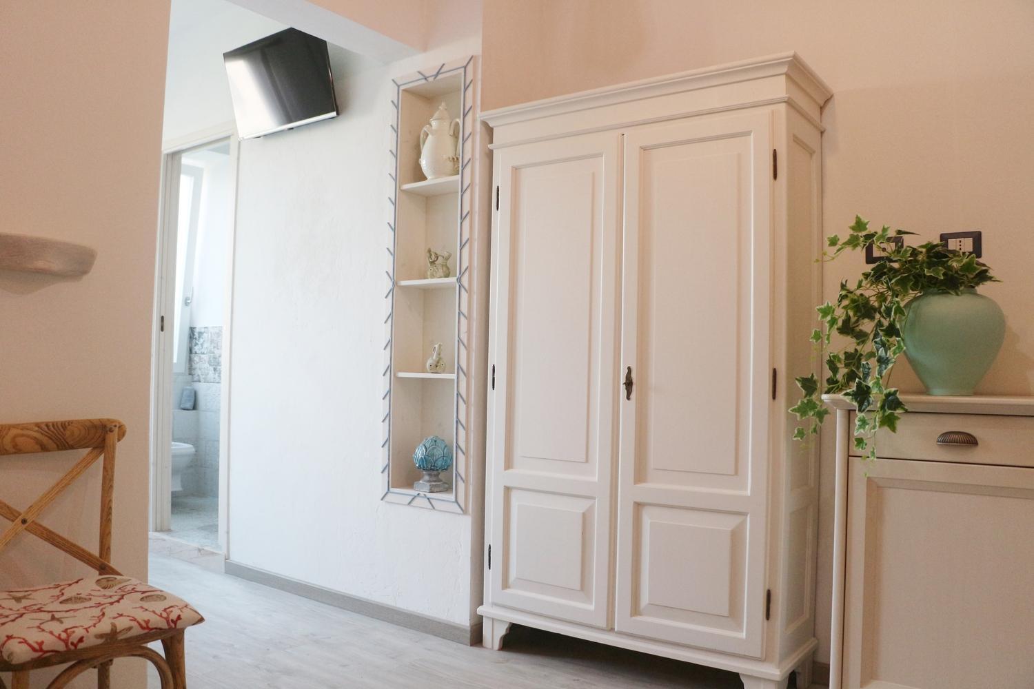 Lliri Blanc Bed & Breakfast *